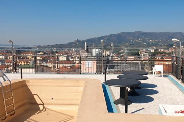 Sostituzione e rifacimento barriere per roof di albergo a Montecatini Terme
