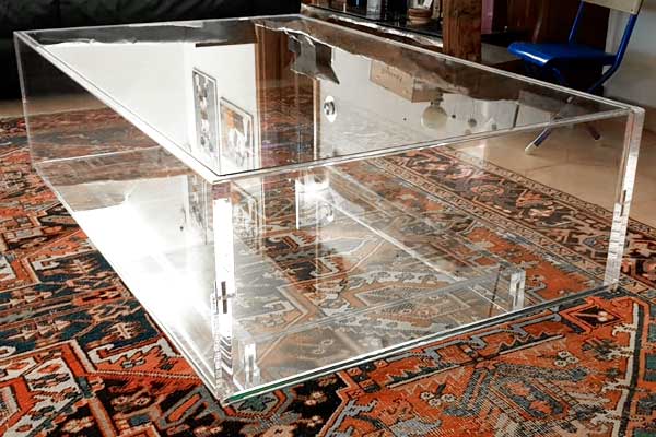 Tavolo consegnato - Tavolo in Plexiglass e Vetro
